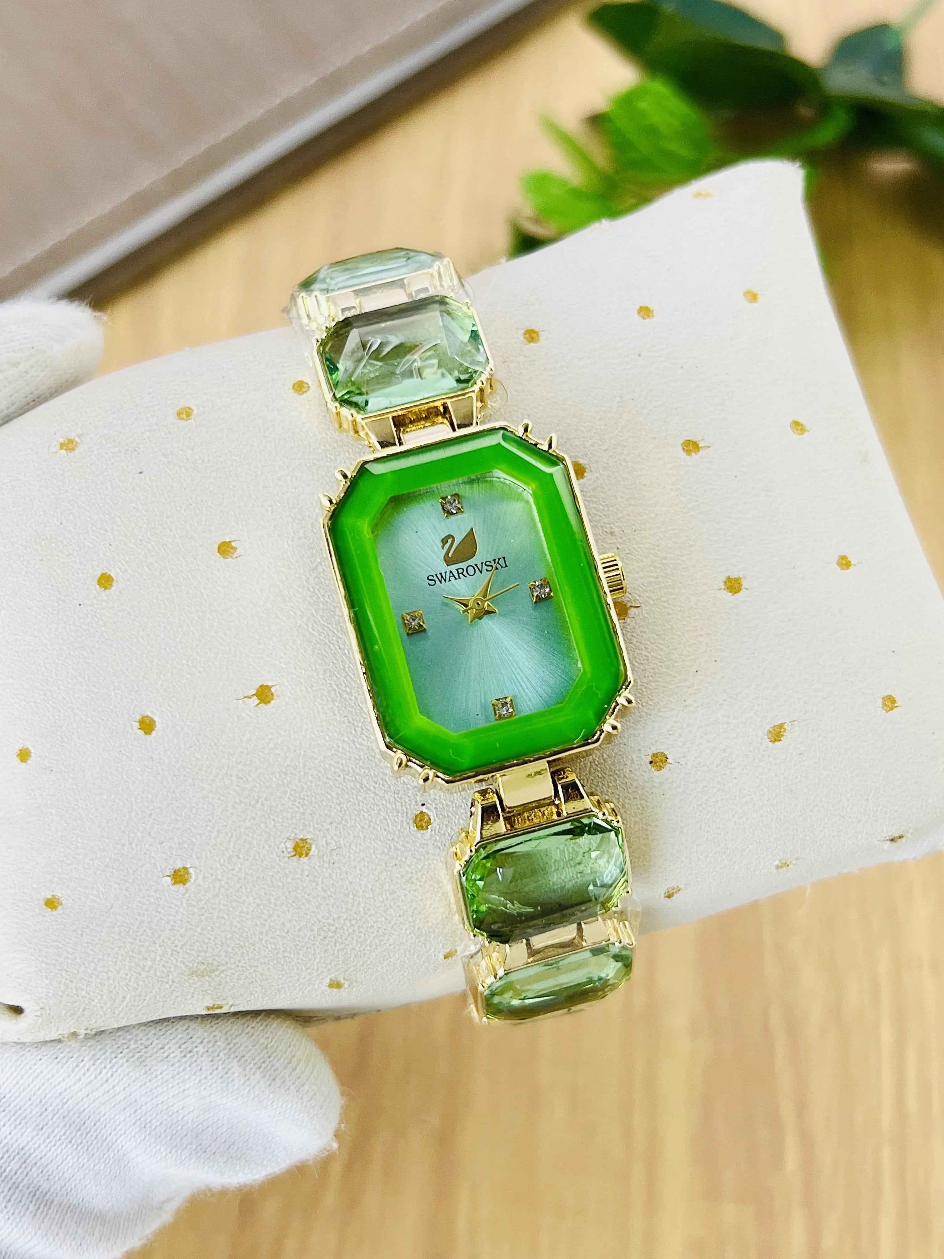 Braclete Stone Watch Beautiful Rectangle Design